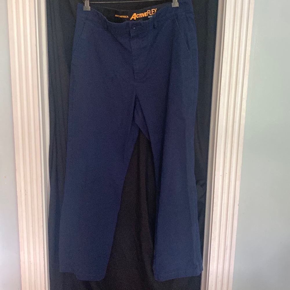 Architect men’s size 34 navy blue pants.  School uniform.